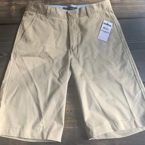 Tommy Hilfiger Youth Boys size 18 khaki shorts